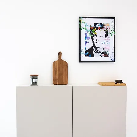 ô Pied Du Château *